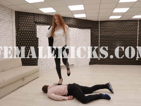 Alice the secret agent